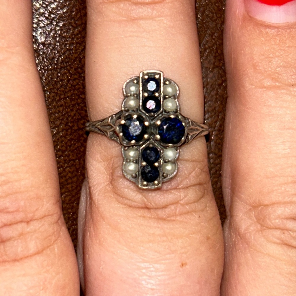 Vintage sapphire and seed Pearl ring